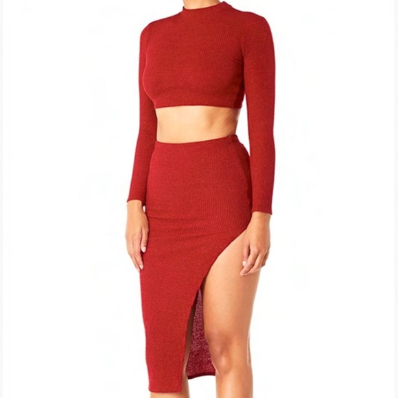 Red Set - Picture 3 of 5